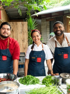 Nissan Flavor Garage chefs Digby Stridiron, Mercedes Rojas and Jonathan Pérez smiling