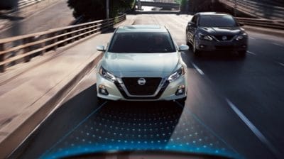 Características de seguridad y tecnología de Nissan