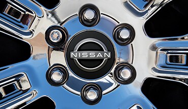 Tuercas de seguridad para llantas de la Nissan TITAN 2023.