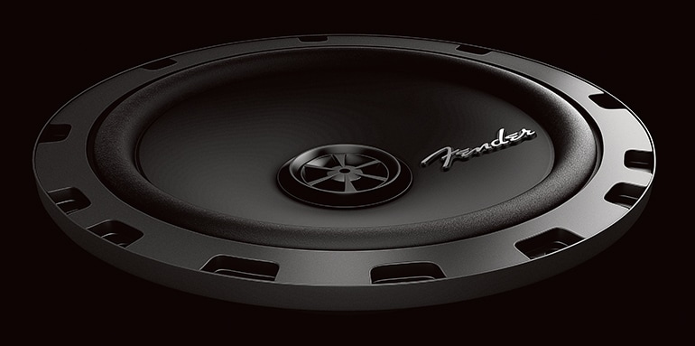 Nissan TITAN 2024 muestra la bocina Fender