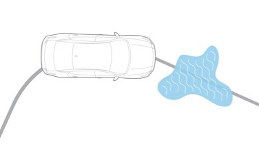 Ilustración aérea del Nissan Altima 2022 con el auto pasando por una placa de hielo con el sistema de control de la tracción.