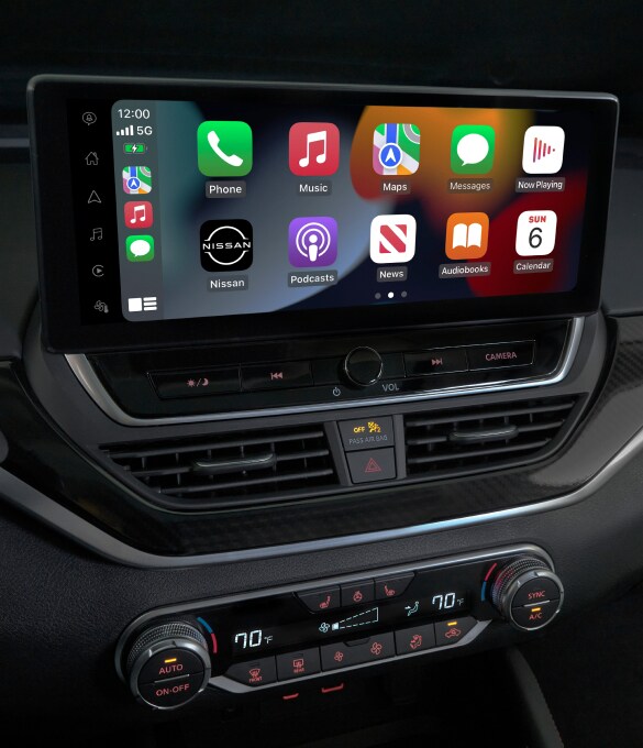 2023 Nissan Altima showing Apple Carplay on touchscreen display