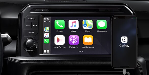 Apps de Apple CarPlay en la pantalla táctil del Nissan GT-R 2021