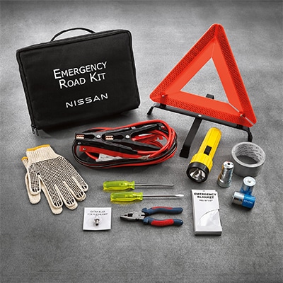 Kit de emergencia en carretera del Nissan GT-R 2024.