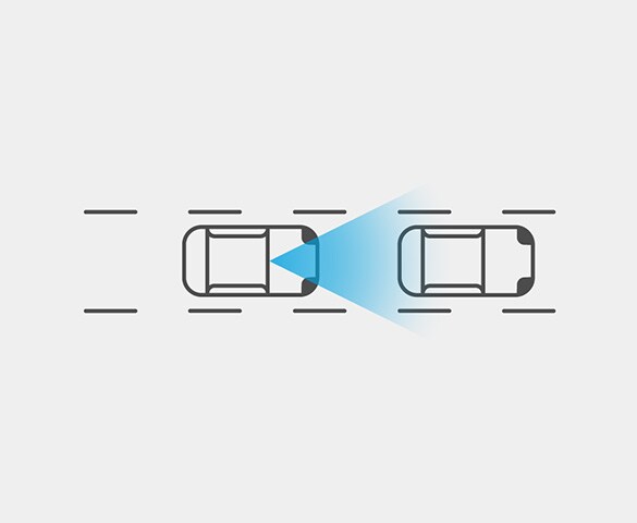 Nissan Kicks 2023 mostrando los sensores de Nissan Intelligent Mobility que controlan el tráfico delante de tu auto