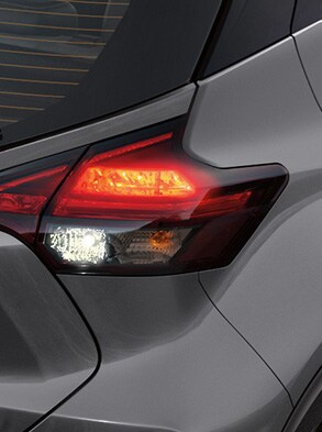 Luces LED traseras del Nissan Kicks 2023