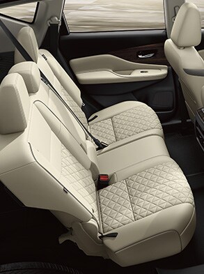 Ilustración de la comodidad de clase premium de los asientos de piel de semianilina del Nissan Murano 2022