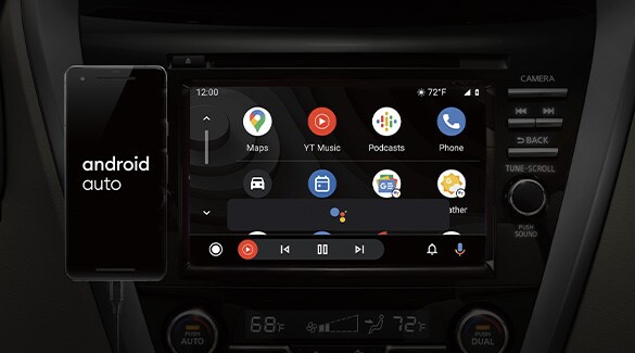 Pantalla táctil de la Nissan Murano 2023 con la app de Android Auto.