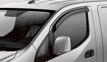 Deflectores laterales para las ventanas de la Nissan NV200 Compact Cargo 2021
