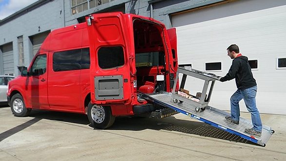 Rampas para la carga de posventa por National Fleet Products para la Nissan NV Cargo 2021