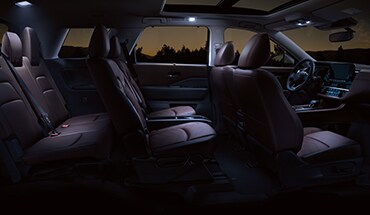 Nissan Pathfinder 2023 con mejora de iluminación interior LED