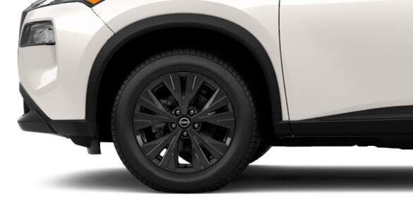 Rines de aluminio en negro brillante de 18 pulgadas del Nissan Rogue 2023. 