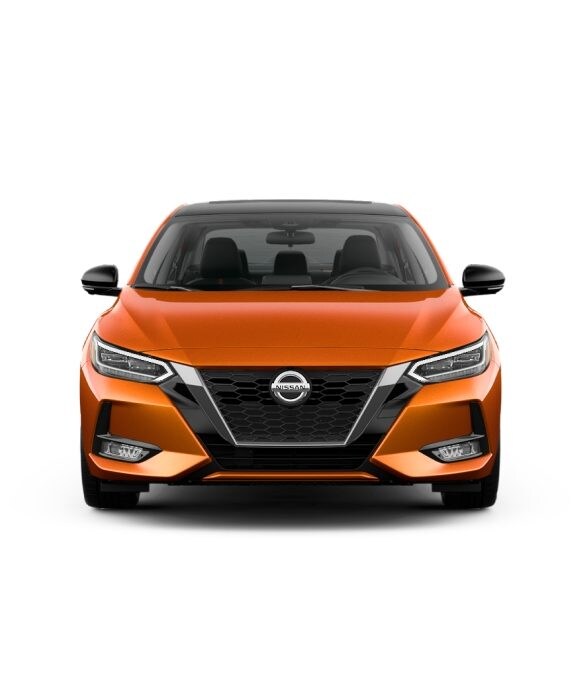 El Nissan Sentra en color Orange